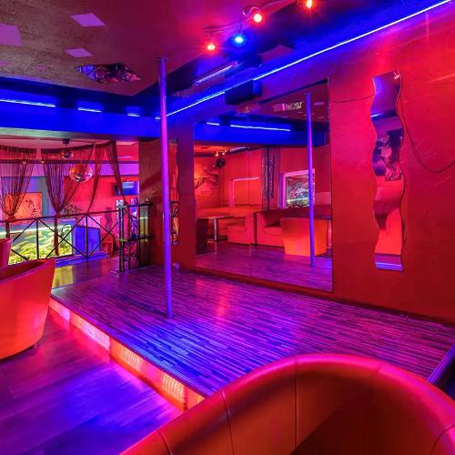 Night Club Paris — erotický podnik v Poprad