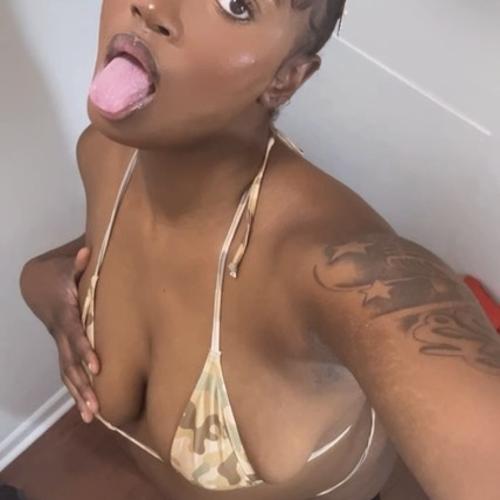 Alizaebarbie — escort in Richmond