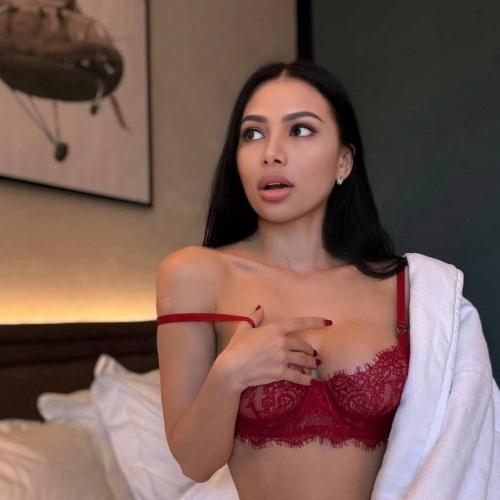 Rosa — acompanhante em Hong Kong