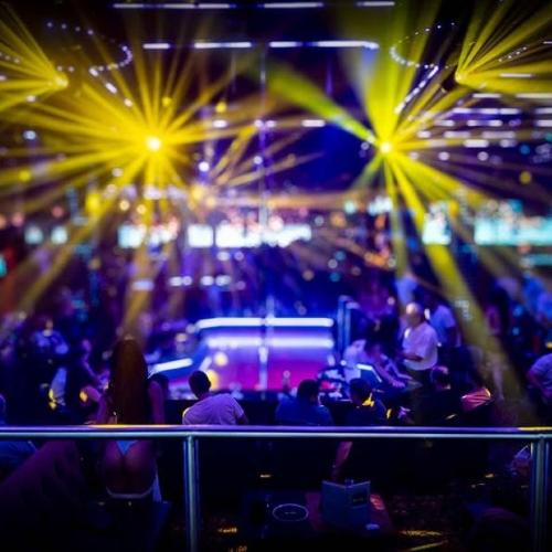 Scarlett's Cabaret — erotický podnik v Hollywood