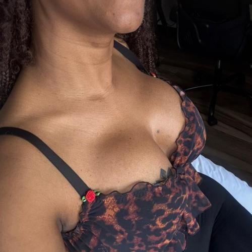 Sofiax — escort en Riverside