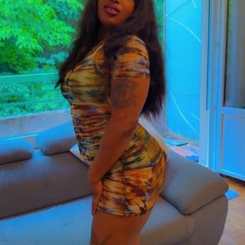 Abby Loveth — escort in Lausanne