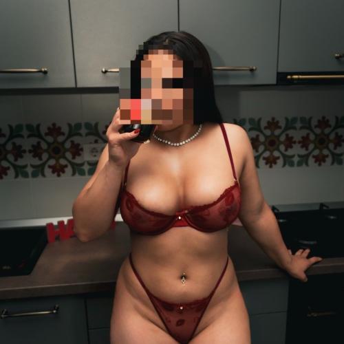 Erika — eskort i Bukarest