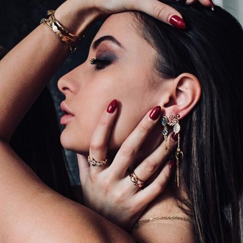 Sasha — مرافقة في هونغ كونغ