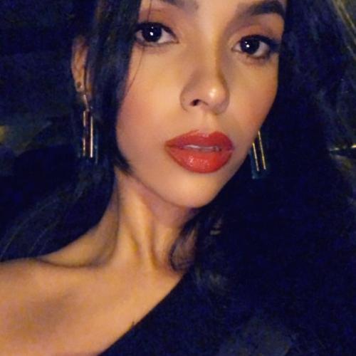 Camila — 빌뉴스 에스코트