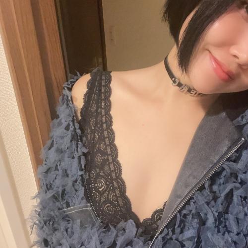 Lara — escort in Tokyo