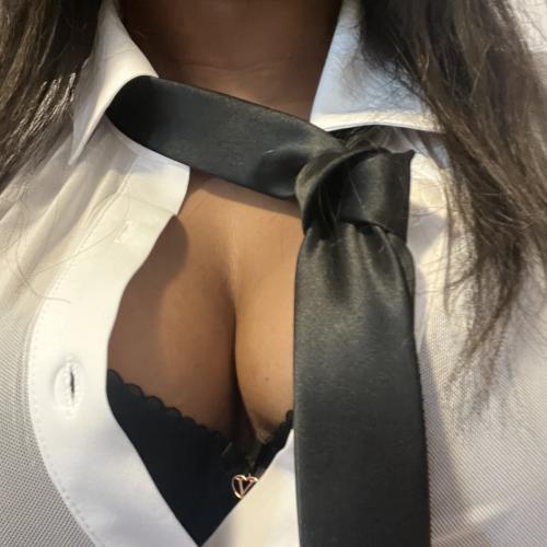Amika — Escort in San Diego