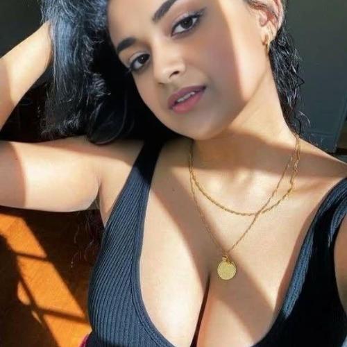 Rosni Escorts