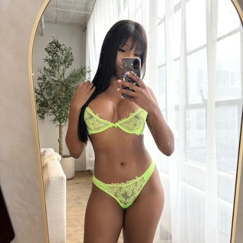 Amber Leon — مرافقة في نيويورك