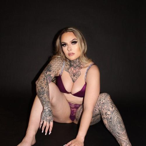 Snowca — escort in Denver